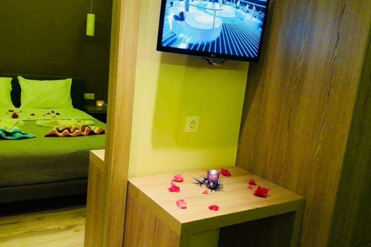 New Luxury Apartments In Πλακιάς Εξωτερικό φωτογραφία